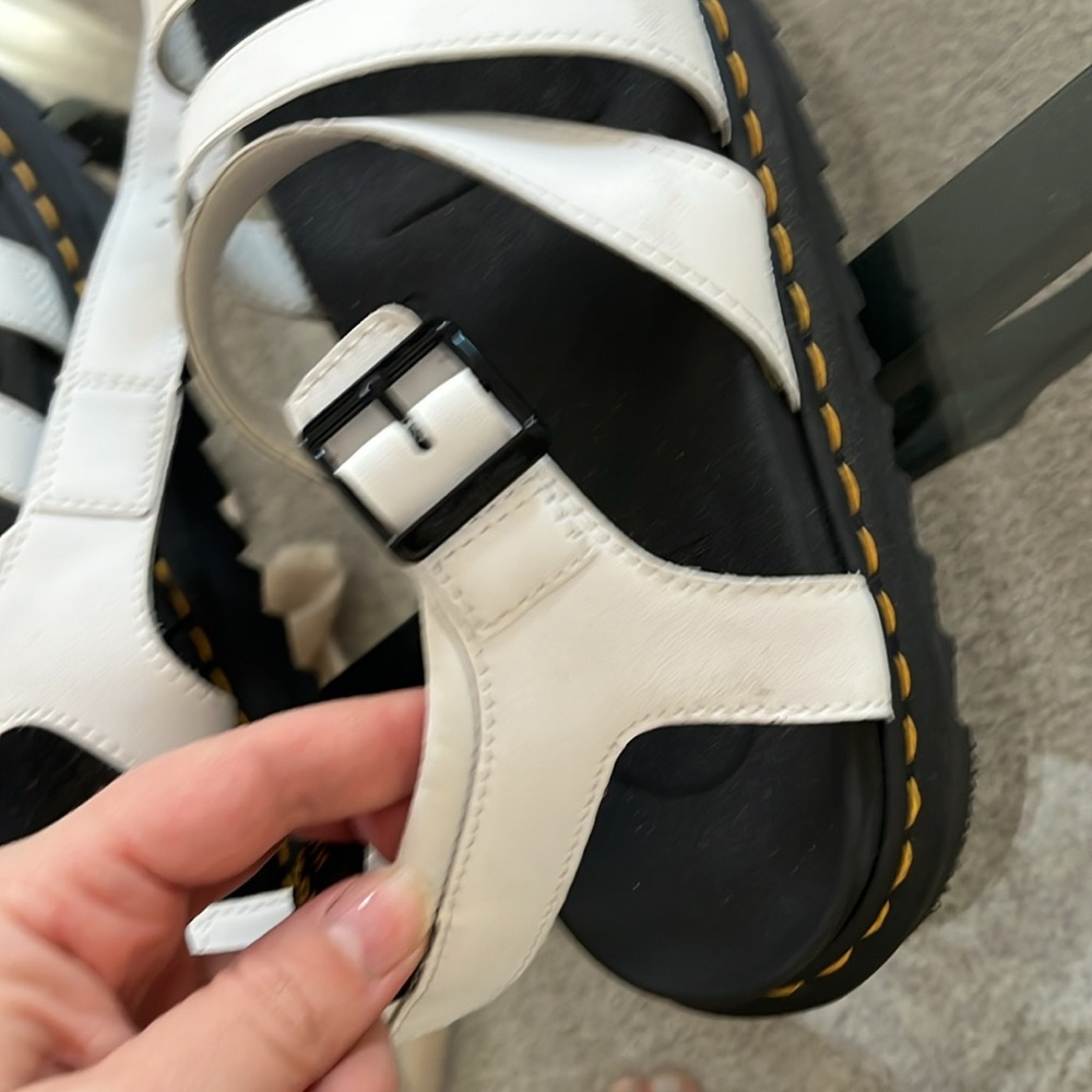 Dr Martens Blair’s chunky 3 strap sandal size 9 - Picture 4 of 5